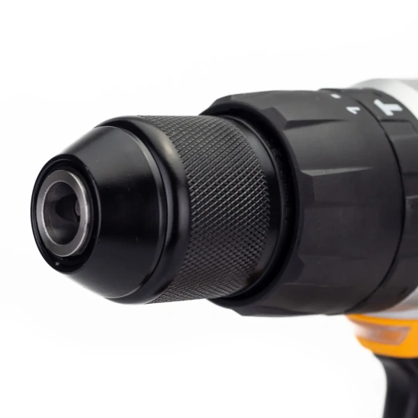 Дрель-шуруповерт аккумуляторная (JCB-18CD-B-E) 18V, max 45Nm в комплекте с зарядным устройством (JCB-18VFC-E) 2.4A и батареей аккум(JCB-20LI-E) 2.0AH