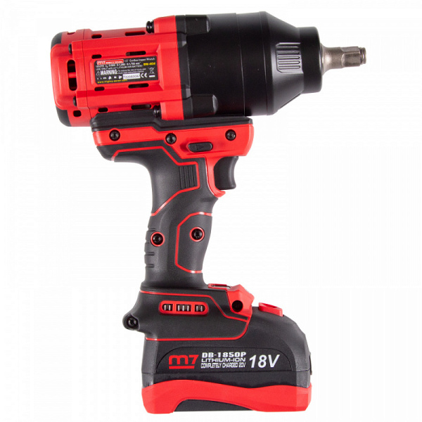 Гайковерт аккумуляторный ударный MIGHTY SEVEN DW-402A (1/2", 1700 НМ, 18 В)